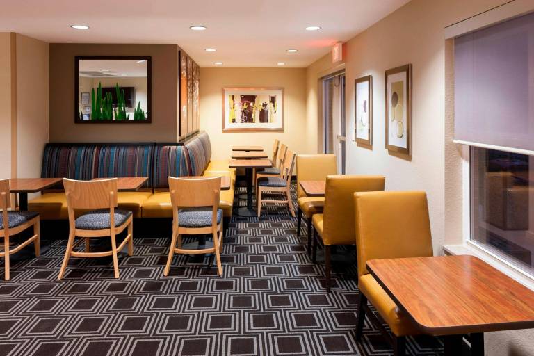 TownePlace Suites by Marriott Columbus — photo 5