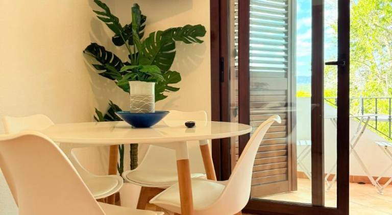 Beautiful rental apartment with terrace | Pets allowed in Teo
