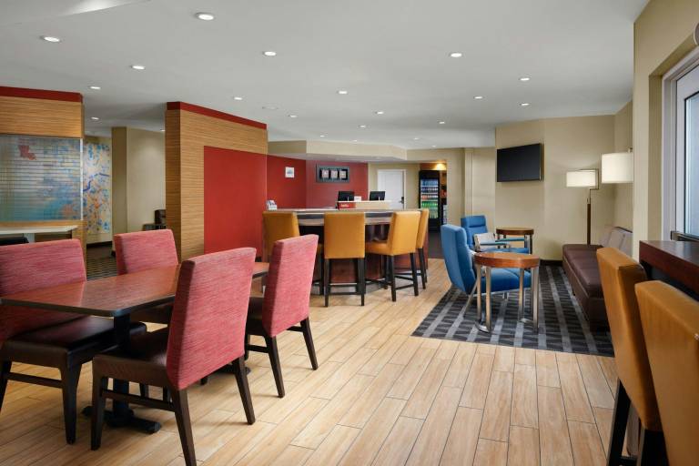 TownePlace Suites by Marriott Lafayette South — photo 2