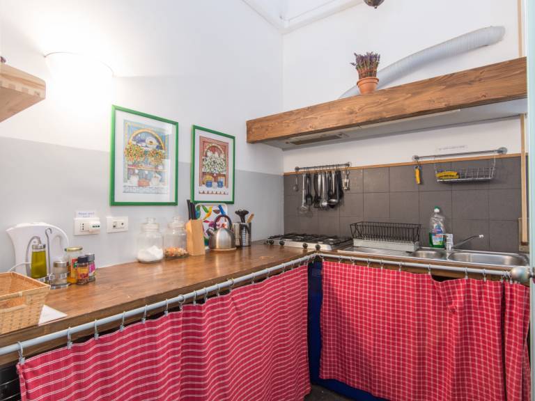 Fully equipped nice apartment with terrace | Near Trevi Fountain | Pets are welcome — photo 2