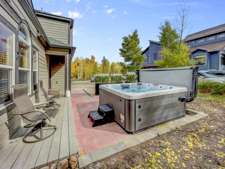 173 Buffalo Drive — photo 2