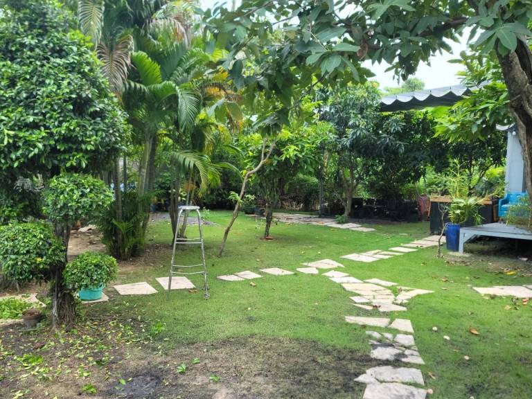 Holiday apartment with jacuzzi & pool | Good for workation | Dogs allowed in Ho Chi Minh City