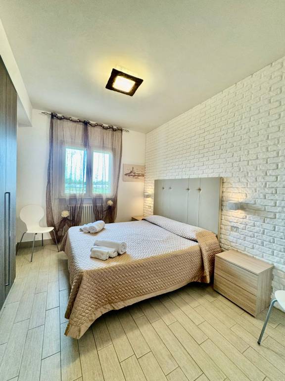 Family-friendly holiday apartment with patio, barbecue & yard | Next to the beach | Pets are welcome — photo 5