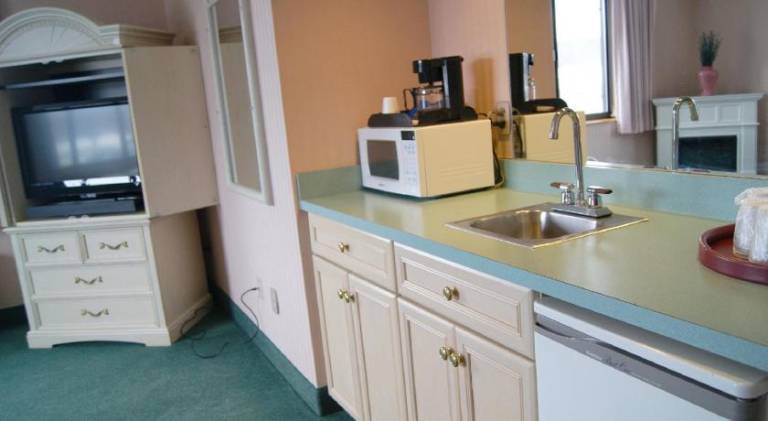 Meadow Court Inn - Ithaca — photo 4