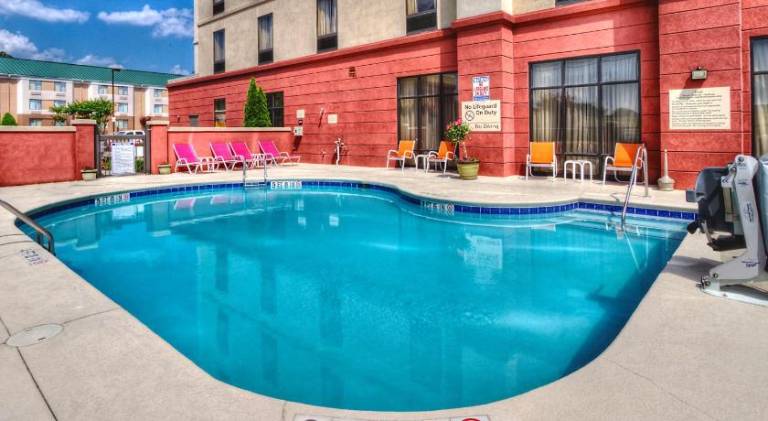 Hampton Inn Roanoke Rapids — photo 3