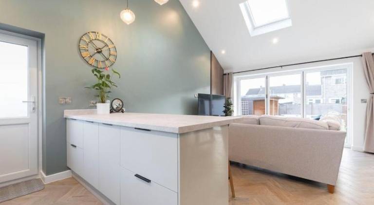 House with terrace & yard | Perfect for remote work — photo 4