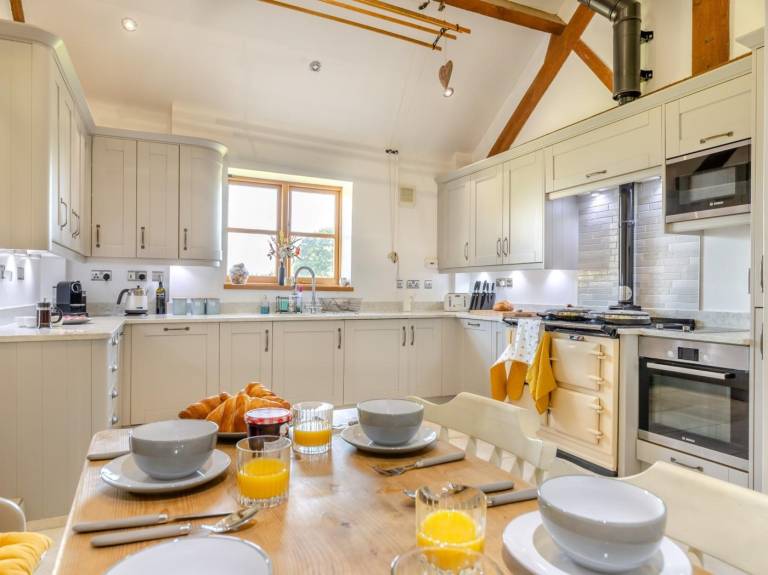 Fully equipped charming house with garden & BBQ | Pet-friendly — photo 2