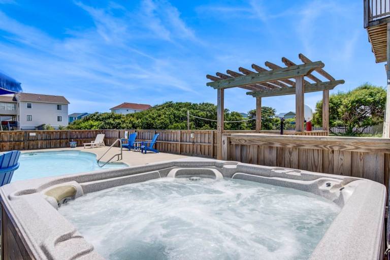 Legacy 980 ft from the beach Dog Friendly, Private Pool, Hot Tub Corolla — photo 3