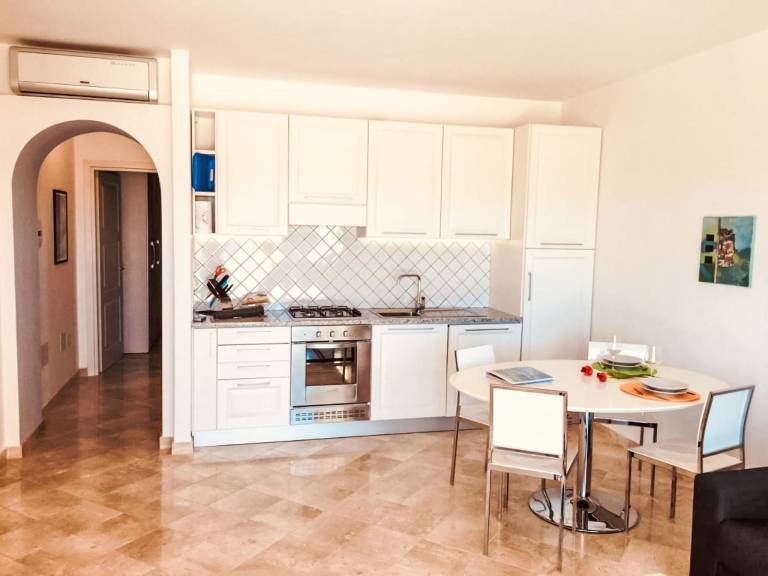 Apartment with pool, yard & patio | Sea view — photo 4