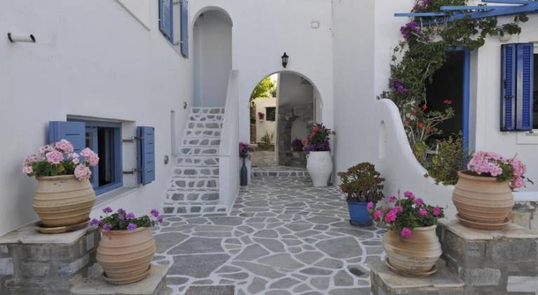 Serviced apartment with barbecue, patio & garden — photo 4