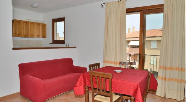 Rental apartment with 2 rooms for 6 persons — photo 4