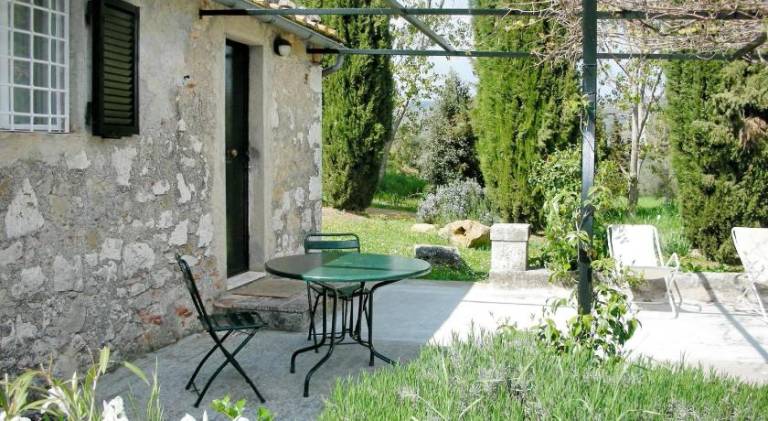 Vacation home with patio, barbeque & garden | Pet-friendly — photo 2