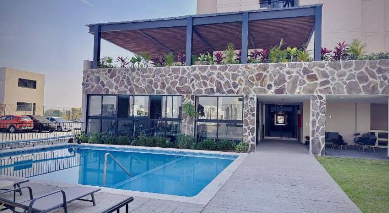Apartment with pool in Tlaquepaque