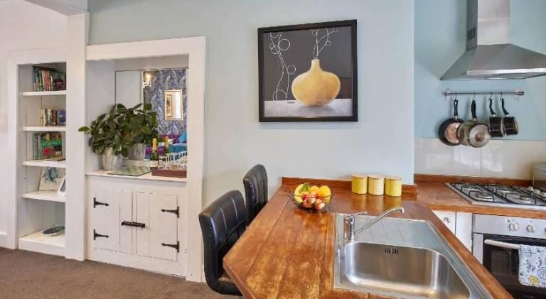 Apartment with 2 rooms for 4 persons — photo 4