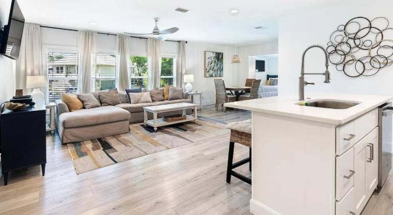 House with private pool | Dogs allowed in Miramar, FL