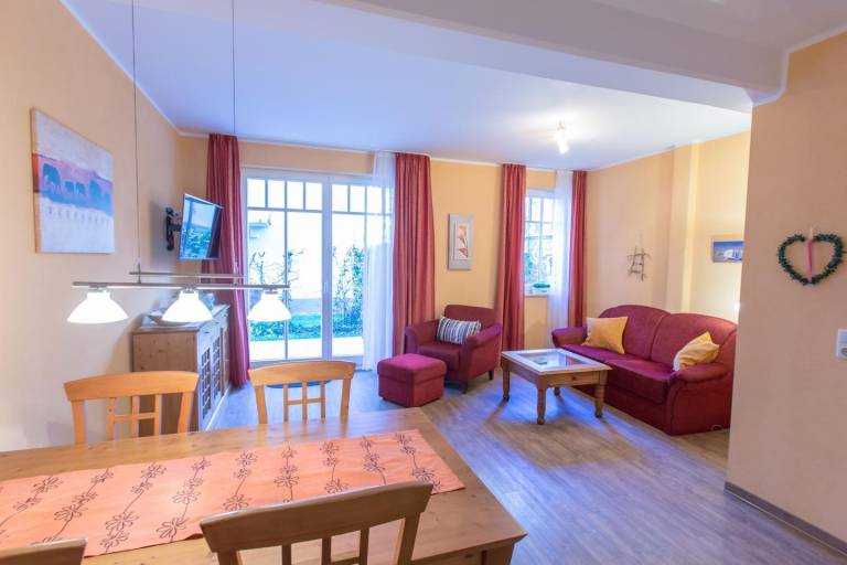 Willkommen in der Villa Senta. Willkommen im Ostseebad Kühlungsborn. in Kuehlungsborn