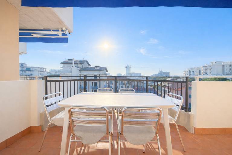 Wonderful apartment with terrace | Next to the beach | Pets allowed — photo 3