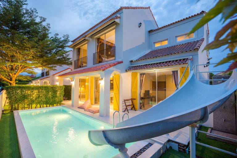 Venice Beach Village Hua Hin Pool Villa in Phetchaburi