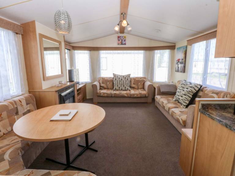 Family-friendly cottage with pool & garden | Beach view | Pets are welcome — photo 3