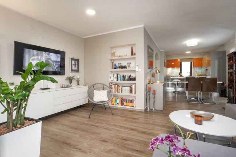 Exquisite holiday home with private garden, sun loungers, high chair, washing machine - only 700 metres to the beach — photo 4