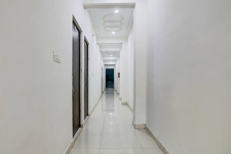 Hotel O NH 34