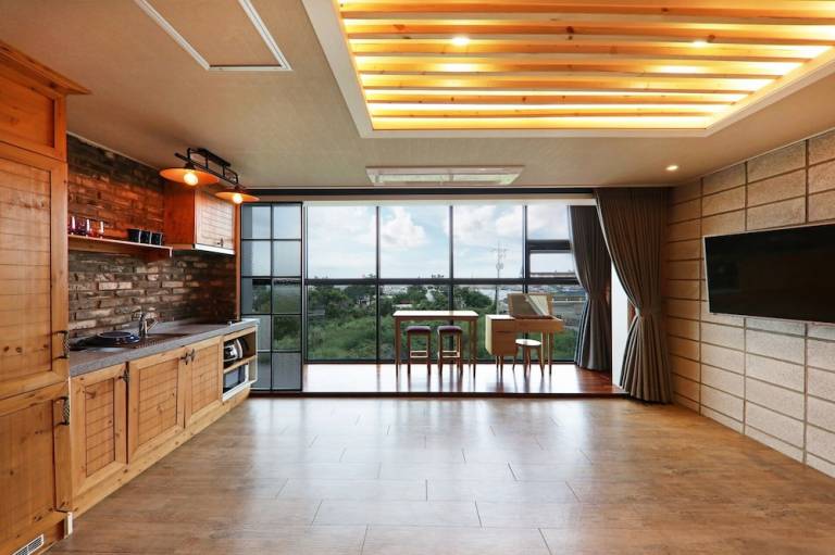 Condo  HakliDeungdae-rol