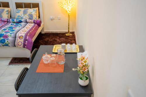 tourist Family and couple Rooms Attached Washroom VL02 baith al jannah LLC