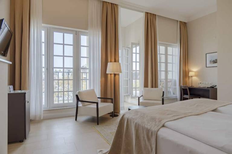 Bed & Breakfast  Favoriten