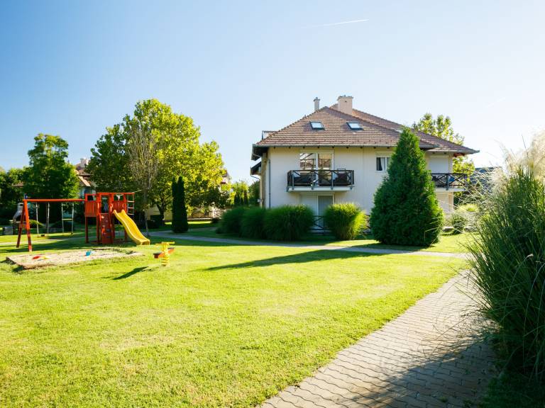 Ferienwohnung  Balatonszemes