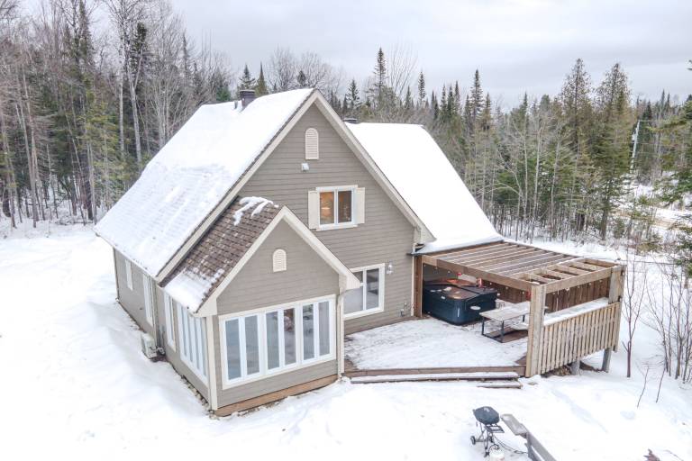 Cabin Saint Come