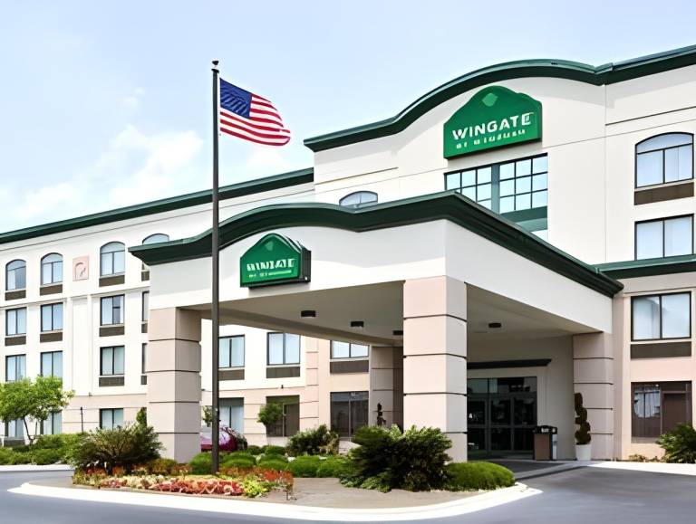 Holiday Inn Savannah S - I-95 Gateway Hotel By IHG in Savannah, GA