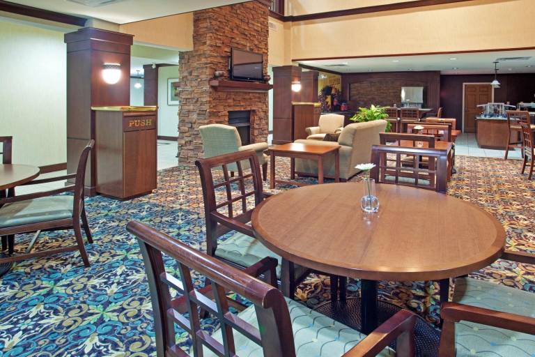 Staybridge Suites Elkhart North By IHG — photo 5