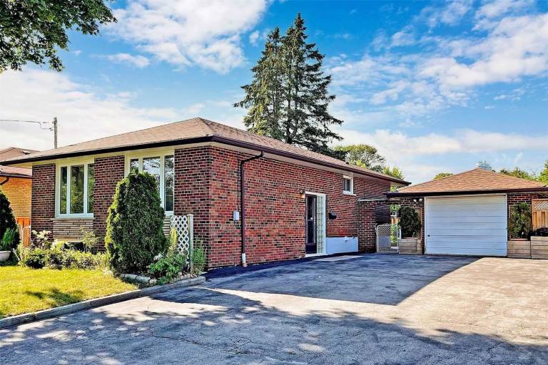 House Bendale-Glen Andrew