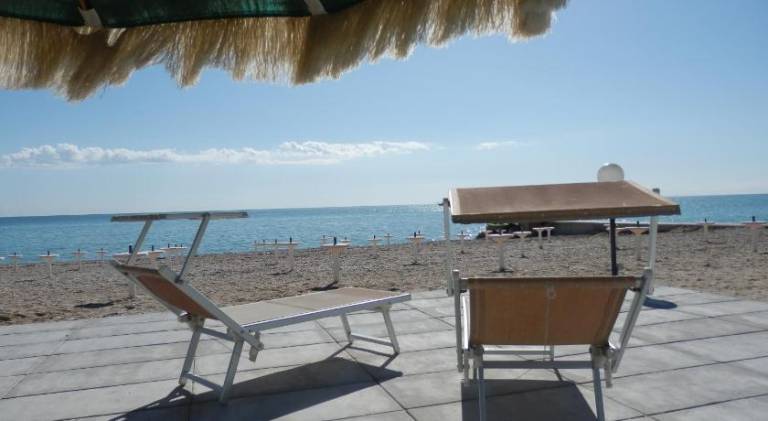 Holiday apartment with terrace — photo 4