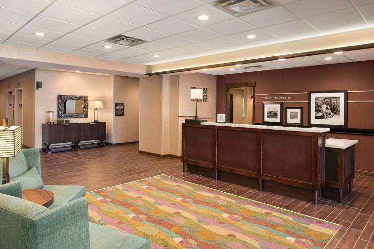 Hampton Inn Lincoln Airport — photo 4