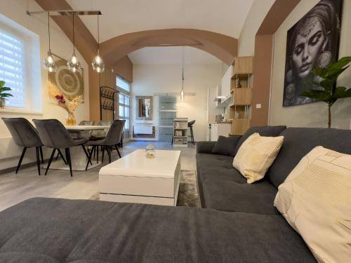 Apartma  Lokrovec
