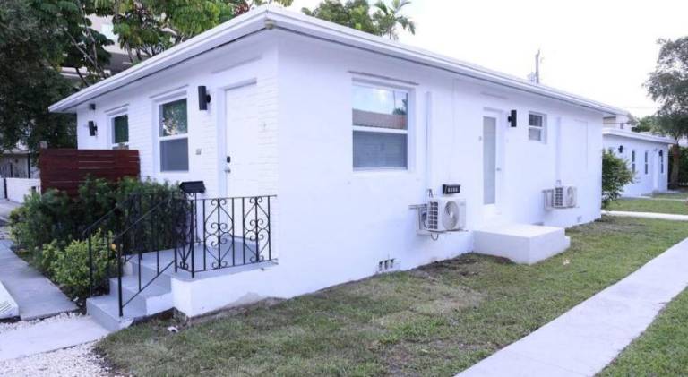 Lovely apartment with garden | Pet-friendly in Miami, FL