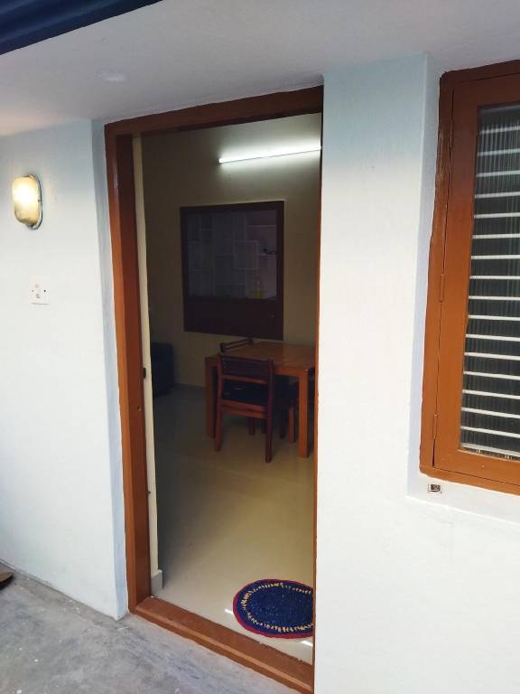 Villa with 2 rooms for 5 persons — photo 4