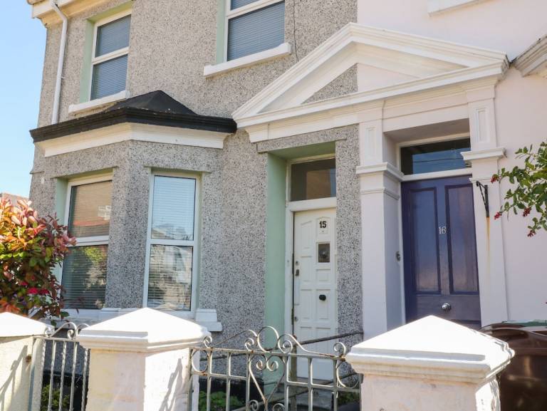 Cottage Plymouth