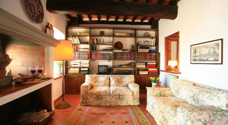 Apartment with patio | Pet-friendly in Buggiano