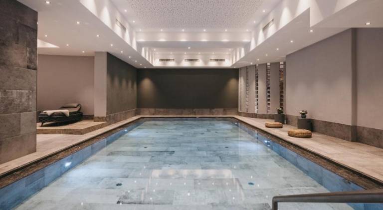 Serviced apartment with patio, sauna & pool — photo 4