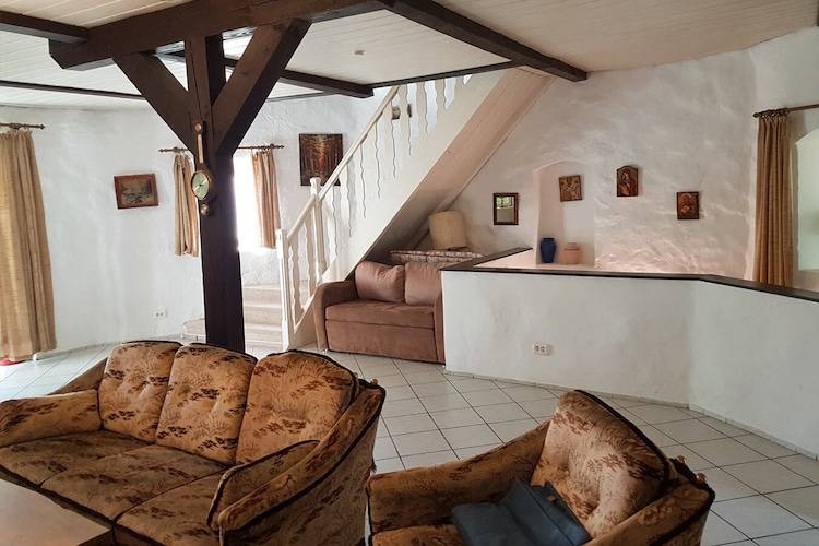 Family-friendly ample house with patio, garden & barbeque | Pets are welcome — photo 3