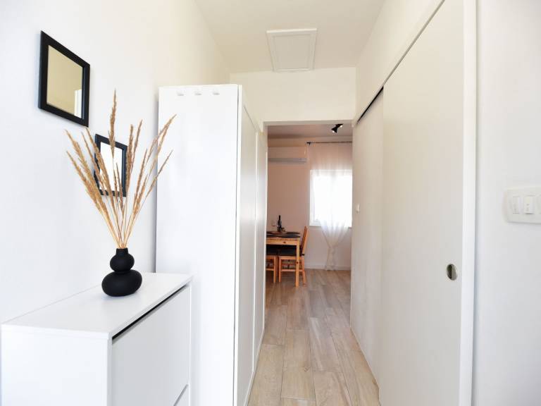 Holiday apartment with patio | Close to the beach | Pet-friendly — photo 2