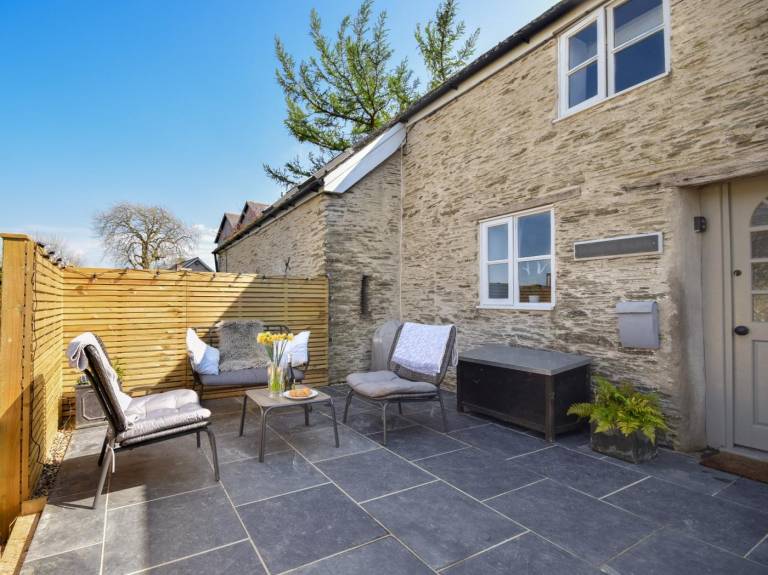 Fully equipped cottage with yard | Pet-friendly in Ilfracombe