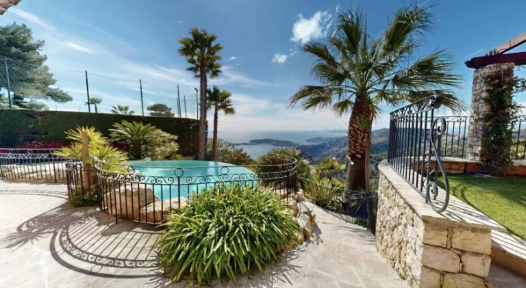 Luxury 6-Bedroom Villa with Heated Pool & Tennis Court near Monaco — photo 3