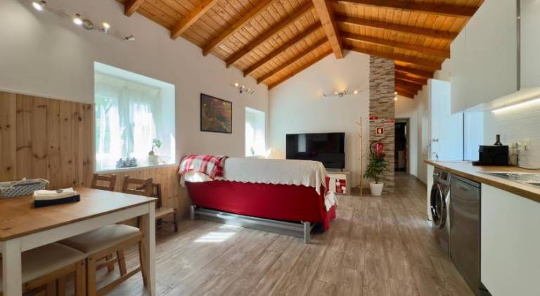 Fully equipped house with terrace, barbeque & yard | Dogs allowed — photo 2