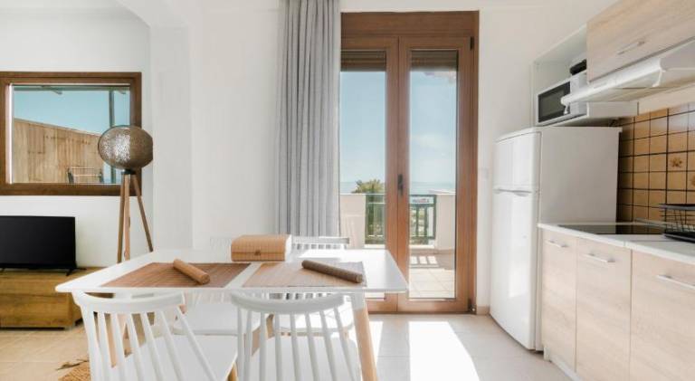 Apartment with terrace, garden & BBQ — photo 3