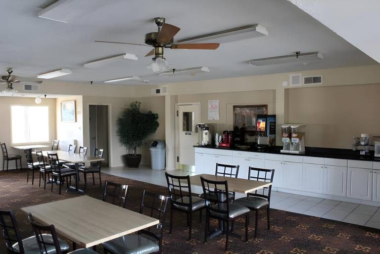 Home Suites Hill Country — photo 5