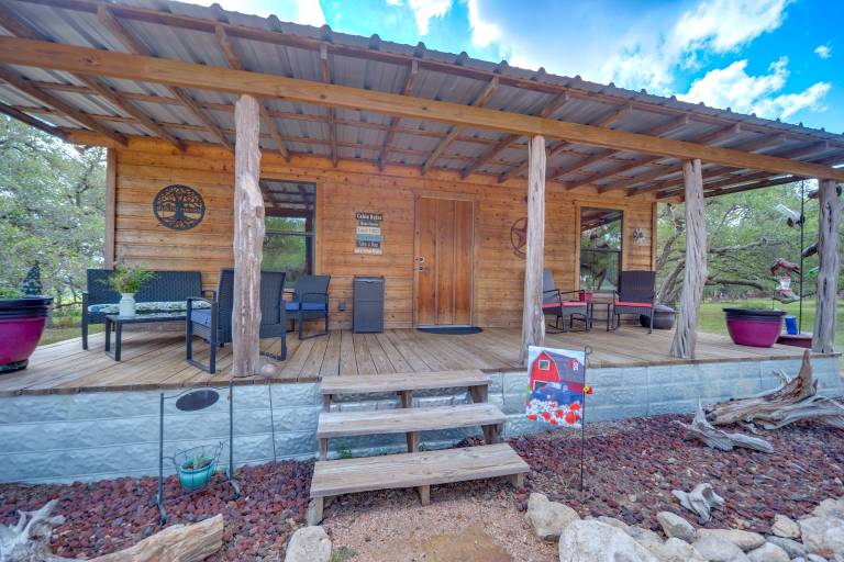 ‘Cozy Cabin’ Hill Country Escape w/ Views in Blanco, TX