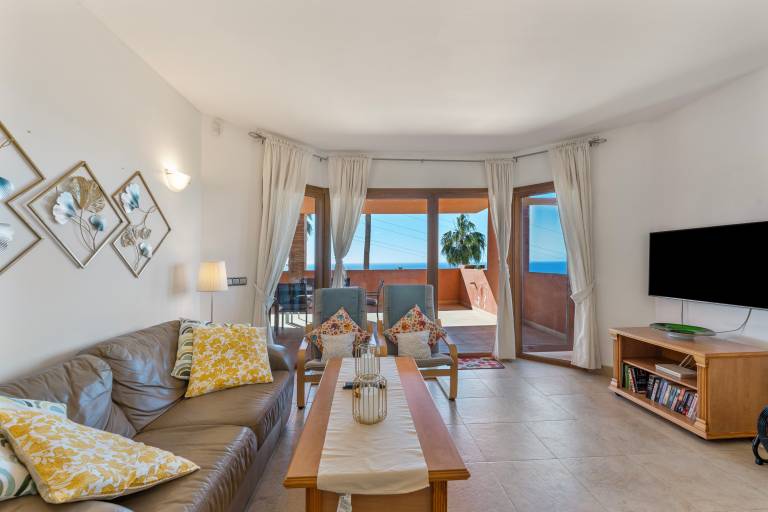 Apartment 'Estilo El Higuerón' with Sea View, Wi-Fi, and Air Conditioning — photo 5